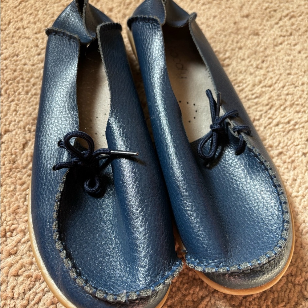 Chic Blue Socofy Leather Loafers for Women size 9